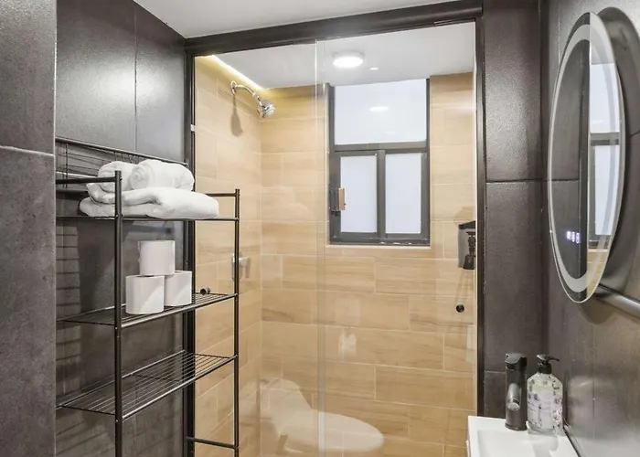 Ferienhaus Polanco Terrace Workspace & Prime Location *